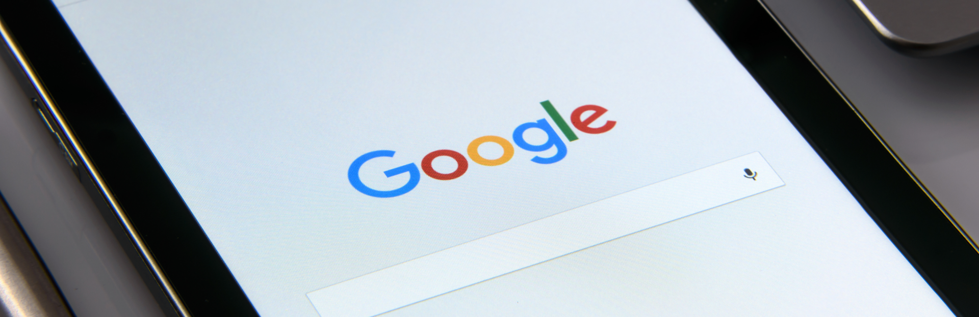 3 piliers SEO  SEO Google audit mots-clés site articles de blog backlinks notoriété réseaux sociaux